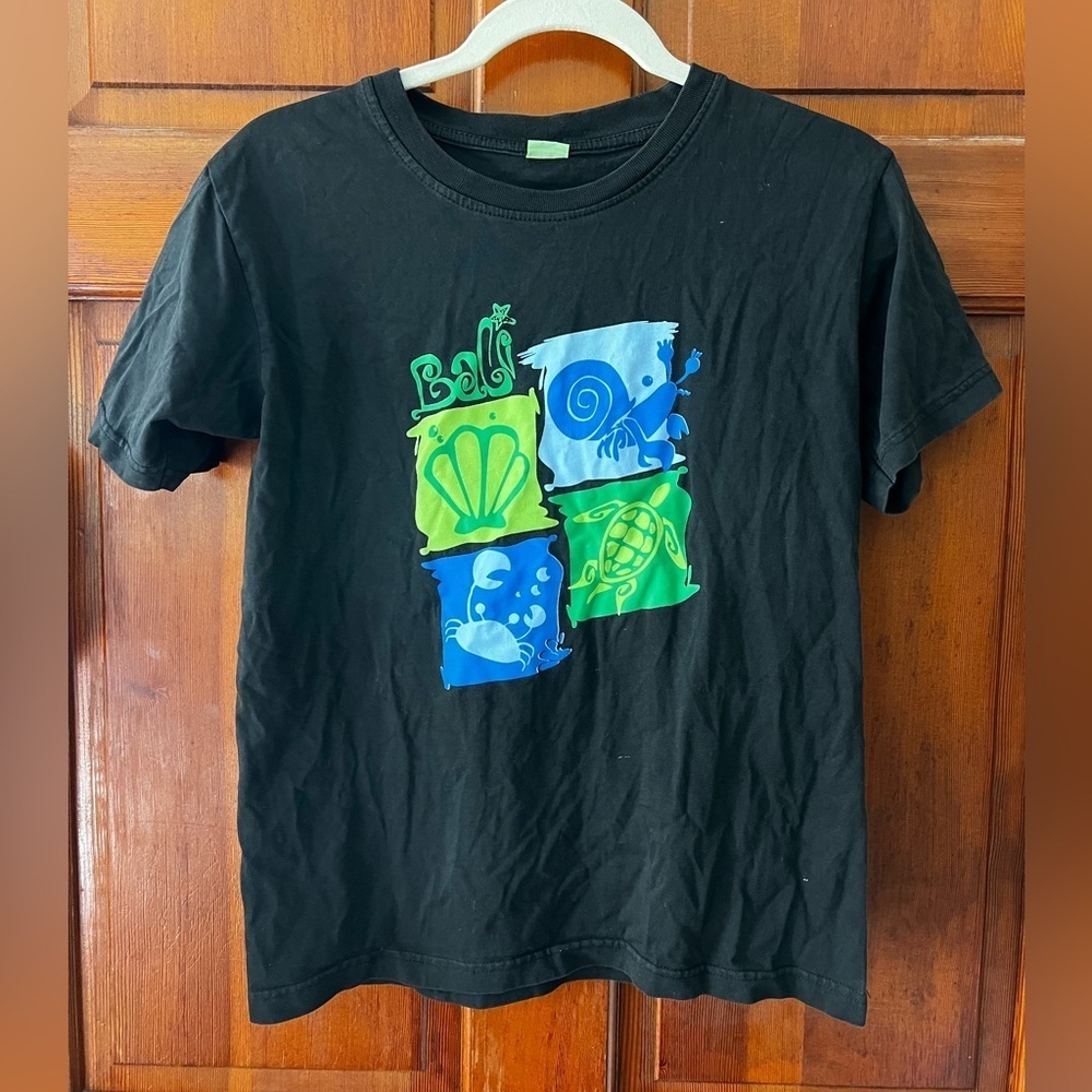Vintage Bali Graphic Tee – Y2K Tourist T-Shirt Black Ocean Animal Print – Size S
